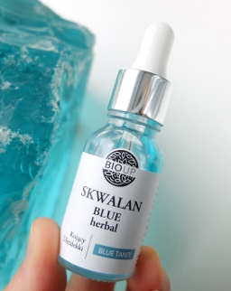 Serum z skwalanem z trzciny cukrowej do cery trądzikowej Skwalan Blue Tansy Bioup